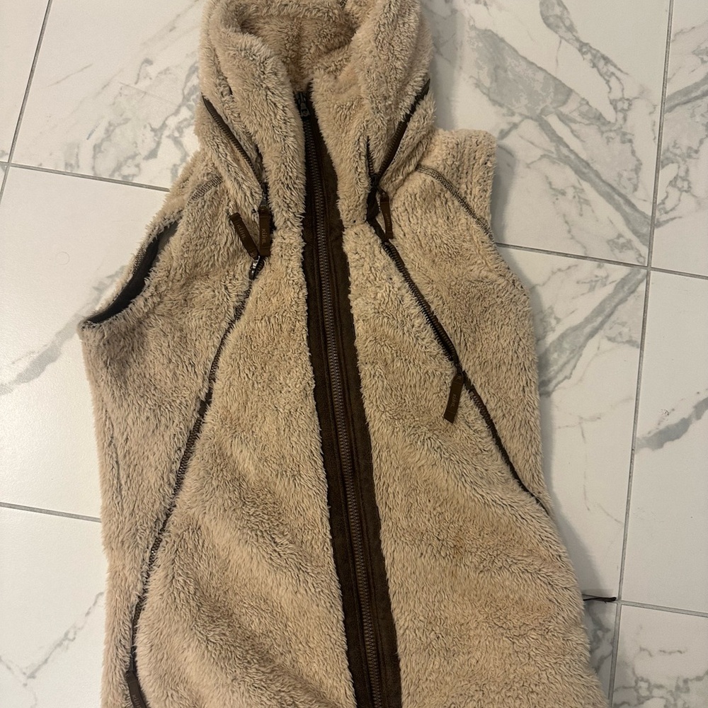 Kuhl Women's Fleece Vest in Beige with Brown Trim